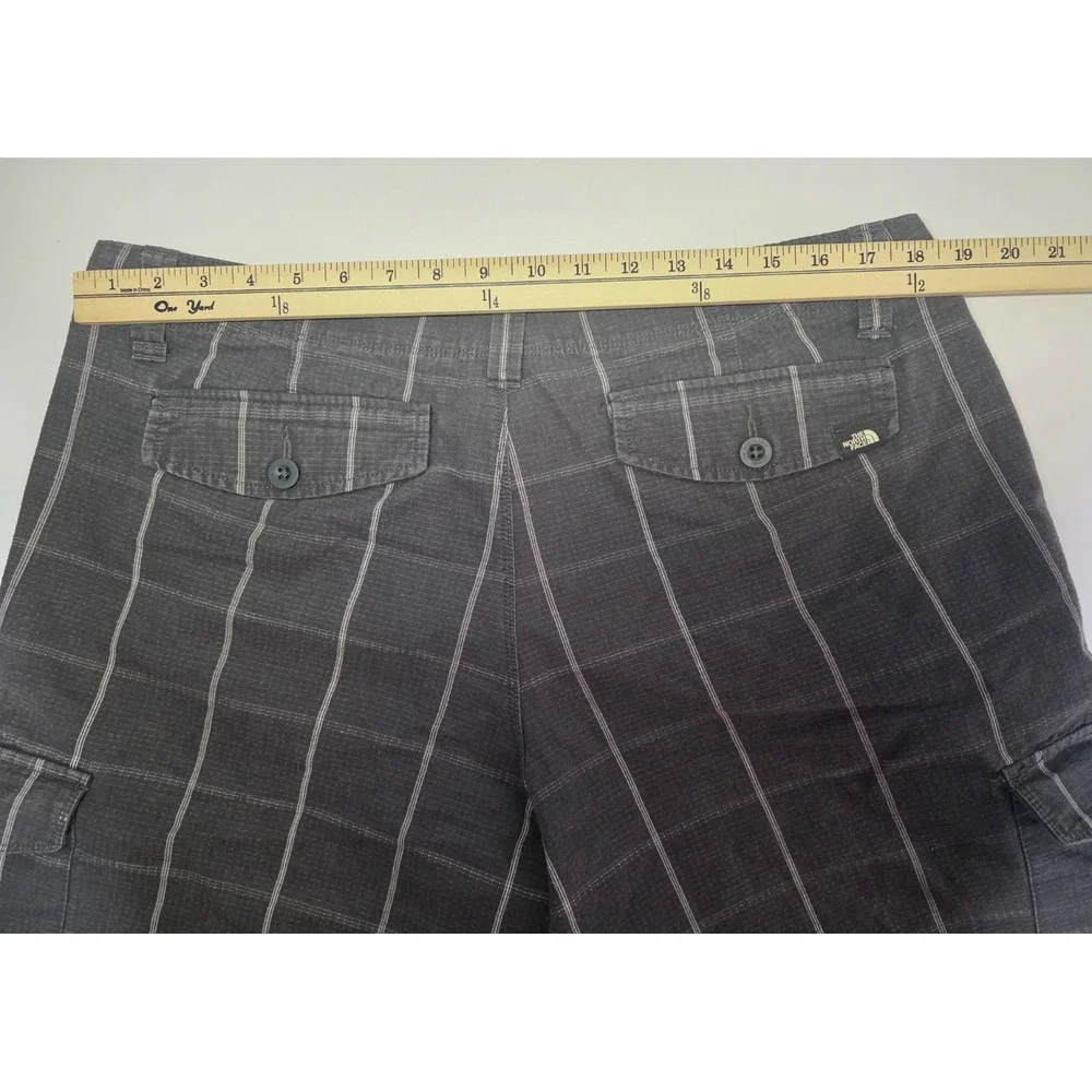 The‎ North Face Mens Size 38 Gray Plaid Cargo Shorts